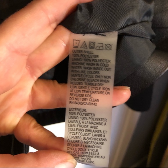 Tanjay Petite Black Faux Leather Blazer with full zip - Picture 4 of 4